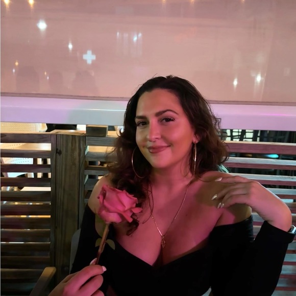 Meet your Posher, Ruby - Picture 3 of 9